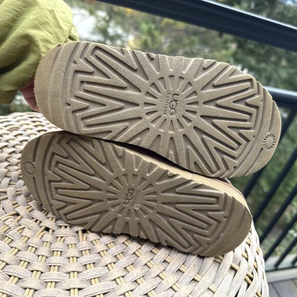 UGG Boots 1016227 Bailey Button Triplet II Size 1 Junior’s UK 13 EU 31 Chestnut - Picture 15 of 16